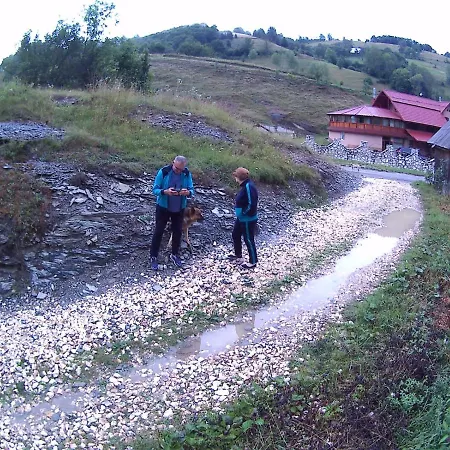 Daianna Si Jessica Lodge Poiana Vadului
